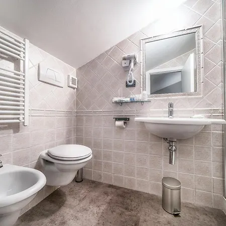 Varese 3* Róma