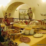 Varese Szálloda